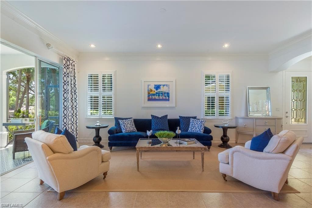 2864 Tiburon BLVD E 101 NAPLES, FL 34109