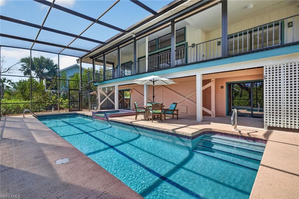 4556 Bowen Bayou RD SANIBEL, FL 33957