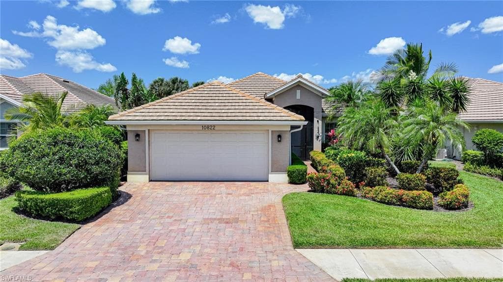 10822 Tiberio DR FORT MYERS, FL 33913