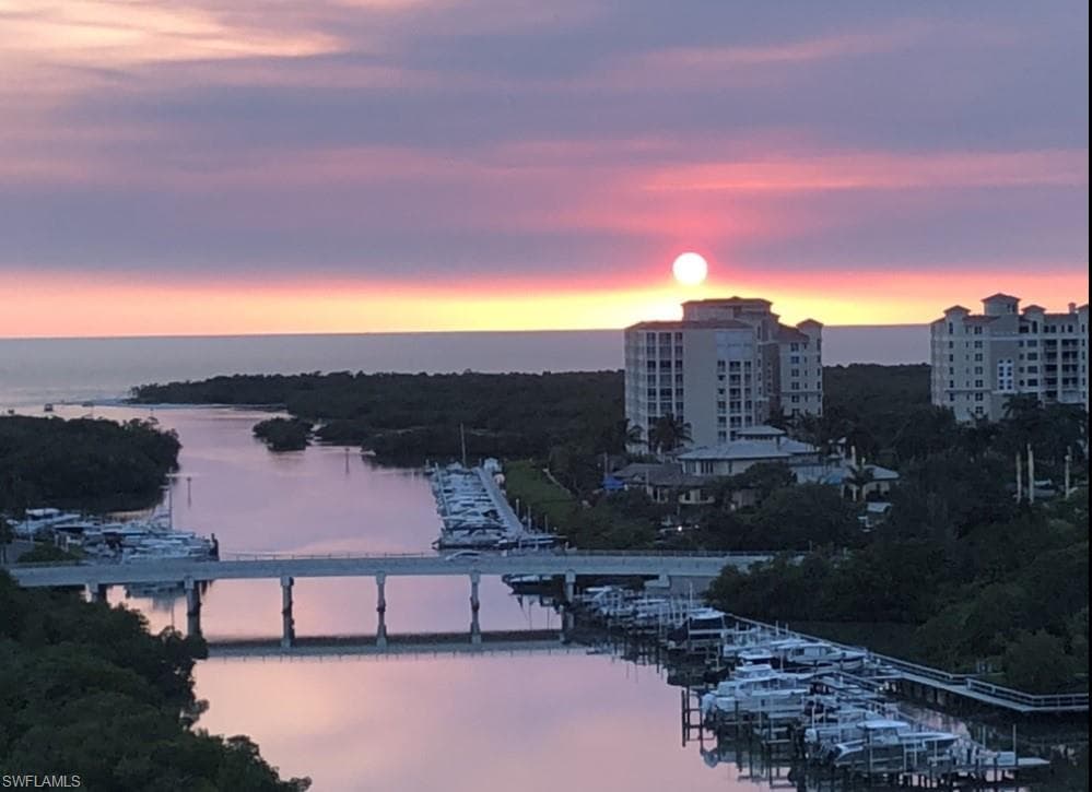 430 Cove Tower DR 1202 NAPLES, FL 34110