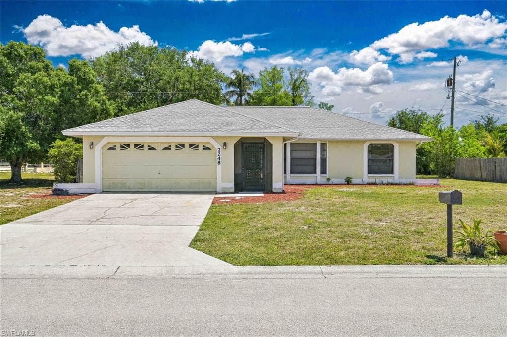 7248 Coolidge RD FORT MYERS, FL 33967