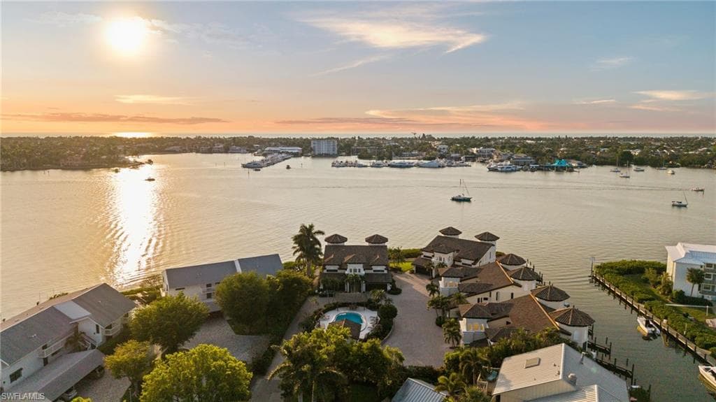 1301 Chesapeake AVE 1B NAPLES, FL 34102