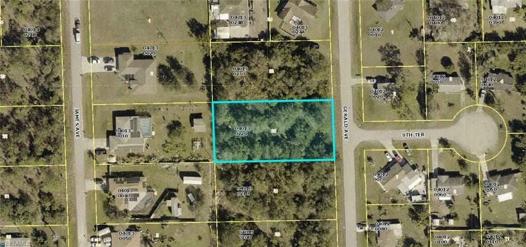 919 Gerald AVE LEHIGH ACRES, FL 33936