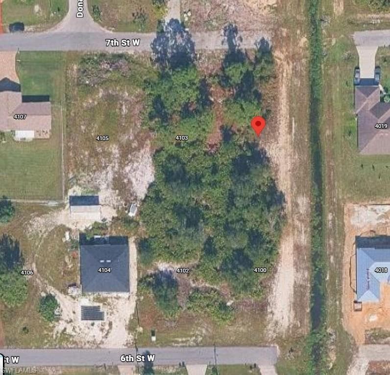 4101 7th ST W LEHIGH ACRES, FL 33971