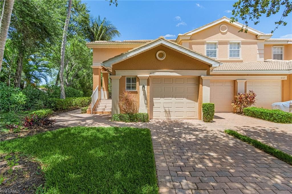 9651 Spanish Moss WAY 4121 BONITA SPRINGS, FL 34135