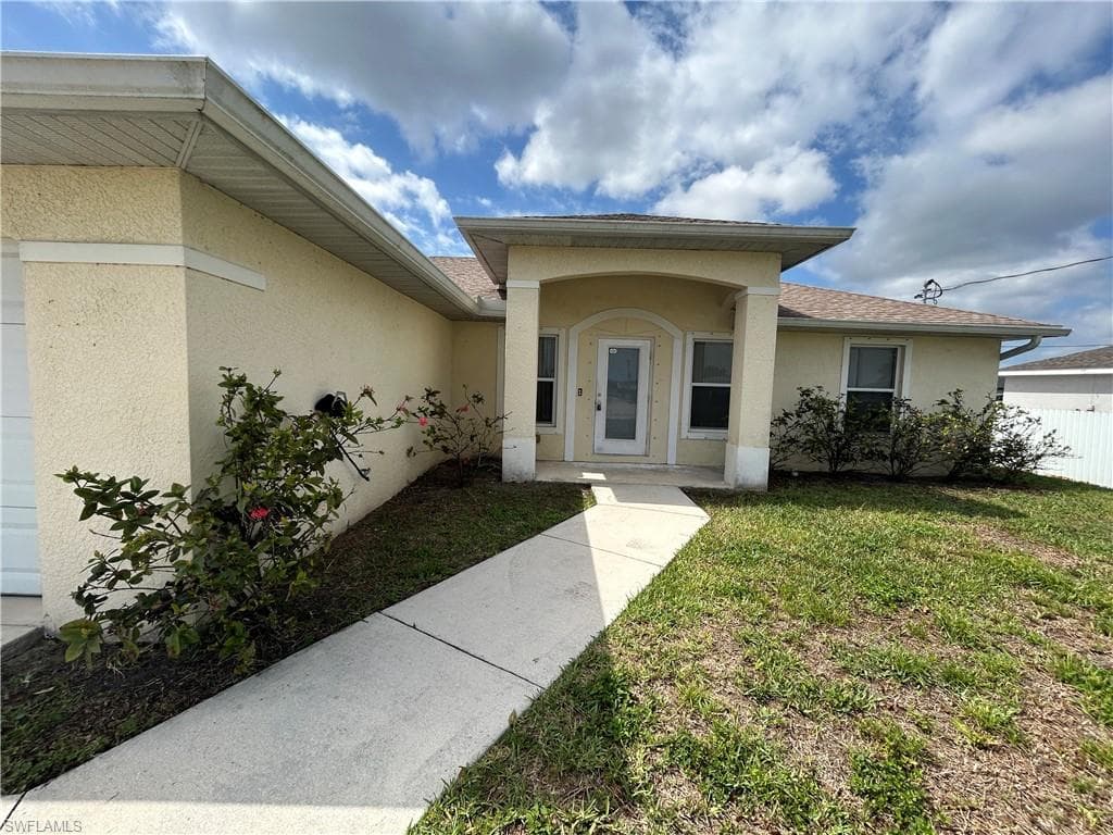 1426 NW 12th ST CAPE CORAL, FL 33993