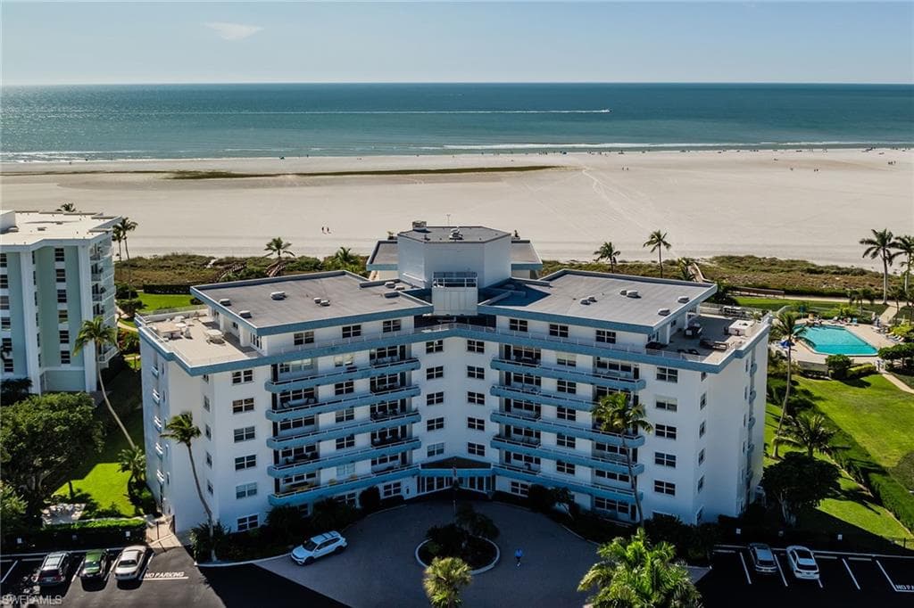 220 Seaview CT 314 MARCO ISLAND, FL 34145