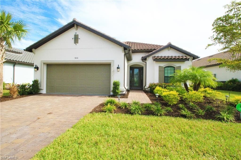9456 Montelanico LOOP NAPLES, FL 34119