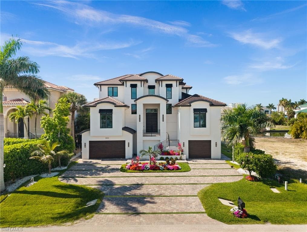 380 Trade Winds AVE NAPLES, FL 34108