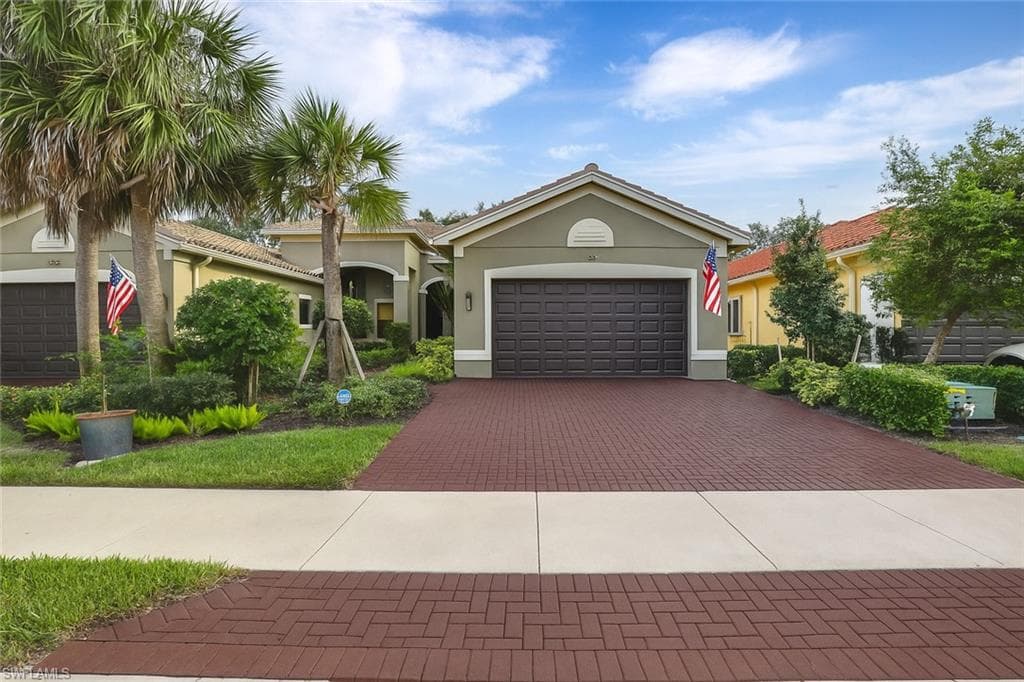 13435 Silktail DR NAPLES, FL 34109