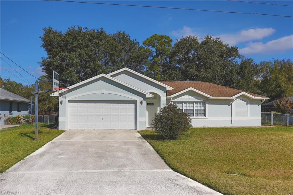11407 Rabun Gap DR NORTH FORT MYERS, FL 33917