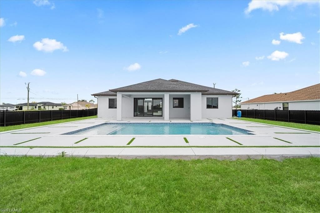 1925 15th TER CAPE CORAL, FL 33993