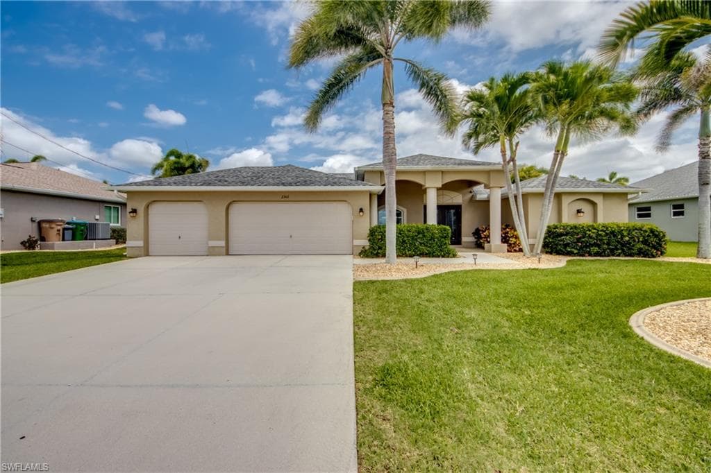 2301 SW 28th LN CAPE CORAL, FL 33914