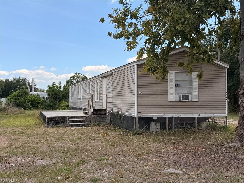 8409 Grady DR NORTH FORT MYERS, FL 33917