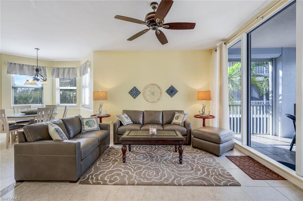 460 LAUNCH CIR 301 NAPLES, FL 34108