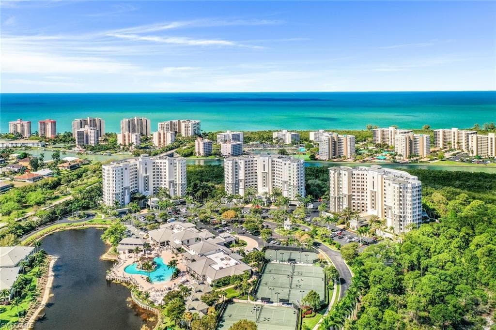 325 Dunes BLVD 406 NAPLES, FL 34110