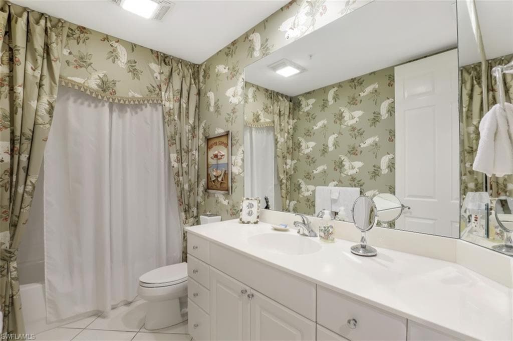 400 Flagship DR 505 NAPLES, FL 34108
