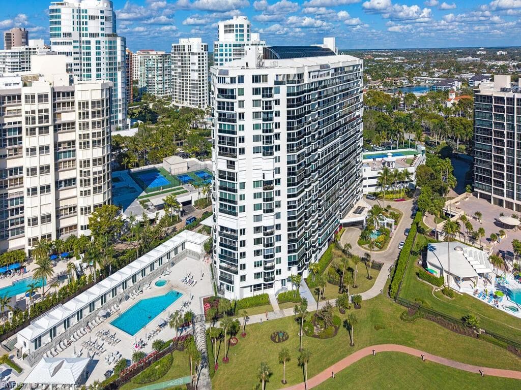 4041 Gulf Shore BLVD N 1404 NAPLES, FL 34103