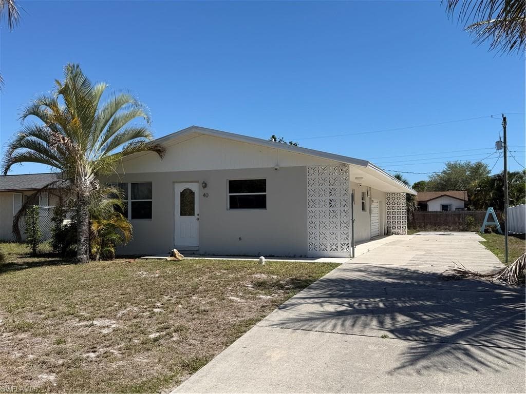 40 1st ST BONITA SPRINGS, FL 34134