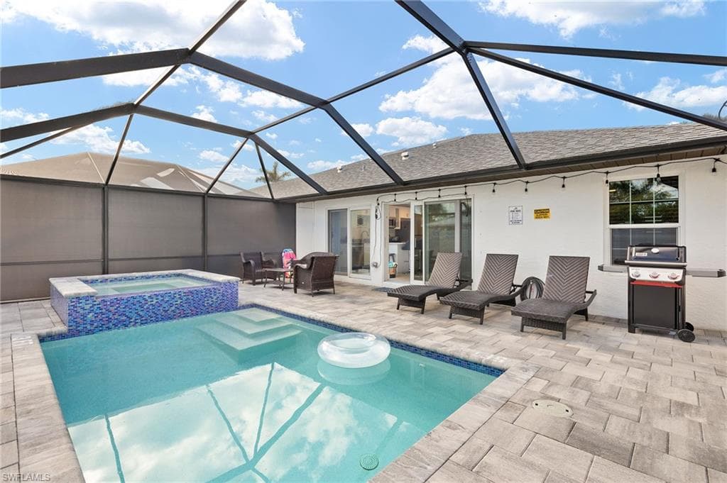 745 91st AVE N NAPLES, FL 34108