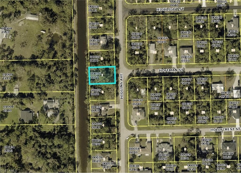 6113 Higgins AVE FORT MYERS, FL 33905