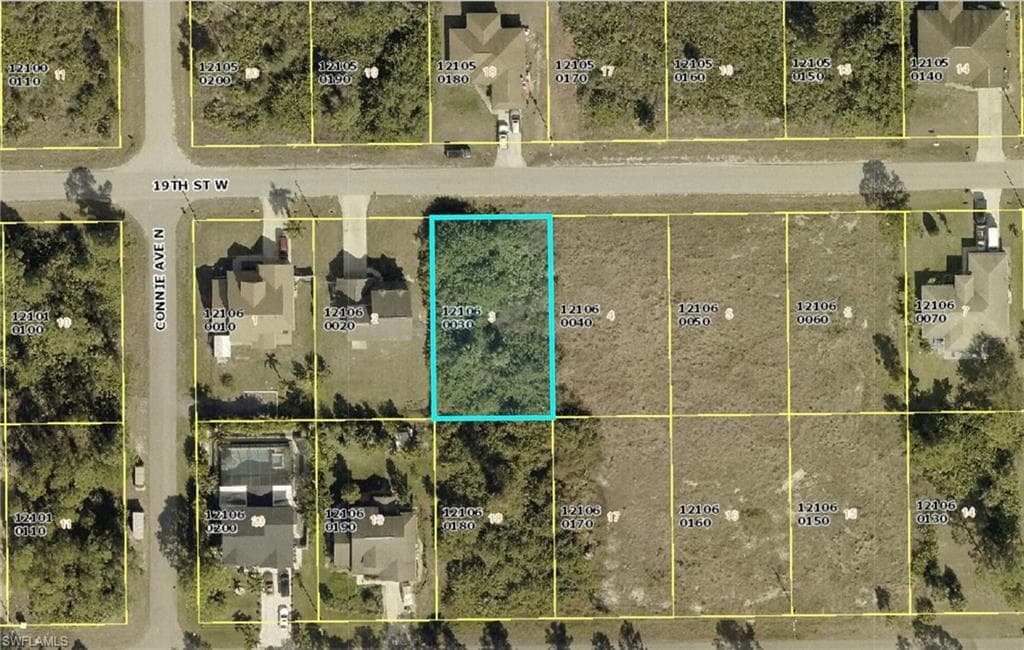 2515 19th ST W LEHIGH ACRES, FL 33971