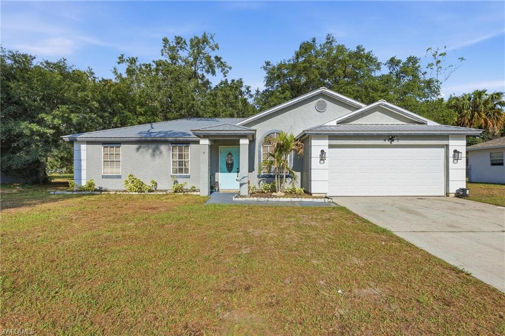 4022 E Sunflower CIR LABELLE, FL 33935