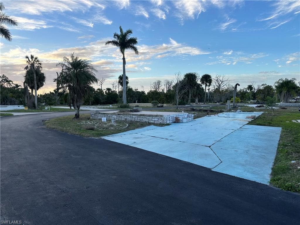 13680 Dowitcher DR FORT MYERS, FL 33908