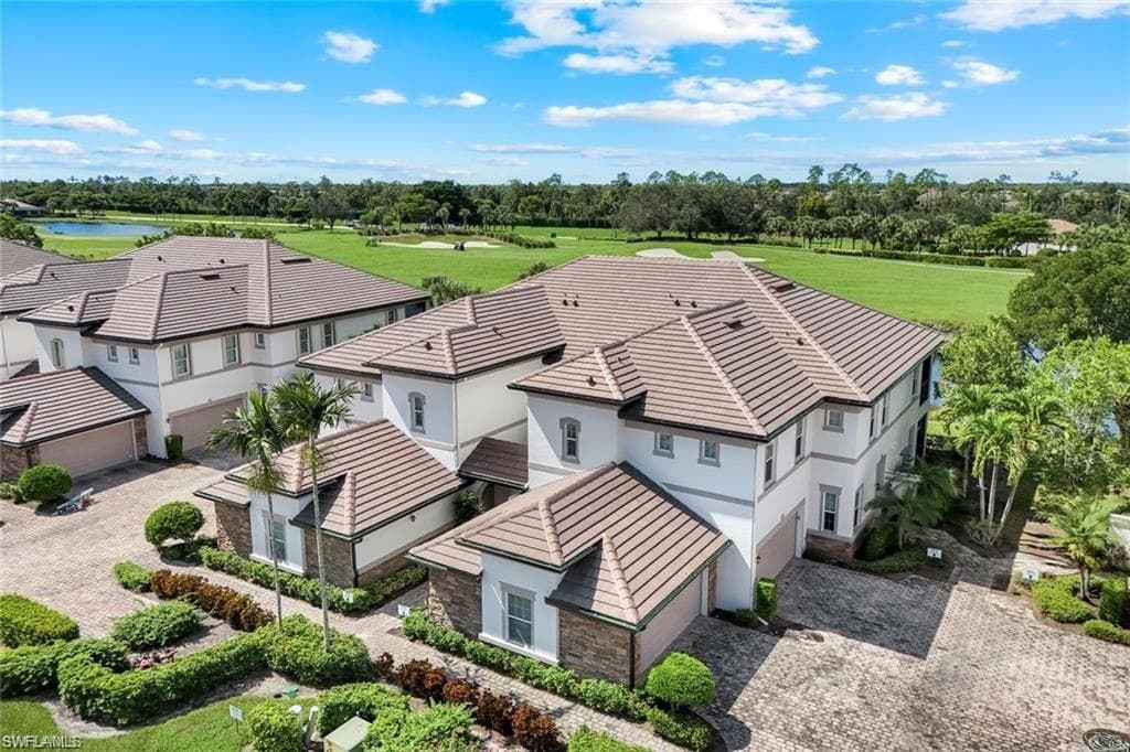 9525 Ironstone TER 102 NAPLES, FL 34120