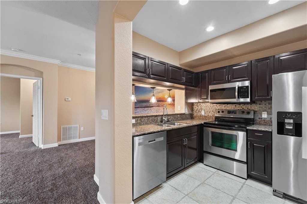 13141 Bella Casa CIR 3177 FORT MYERS, FL 33966