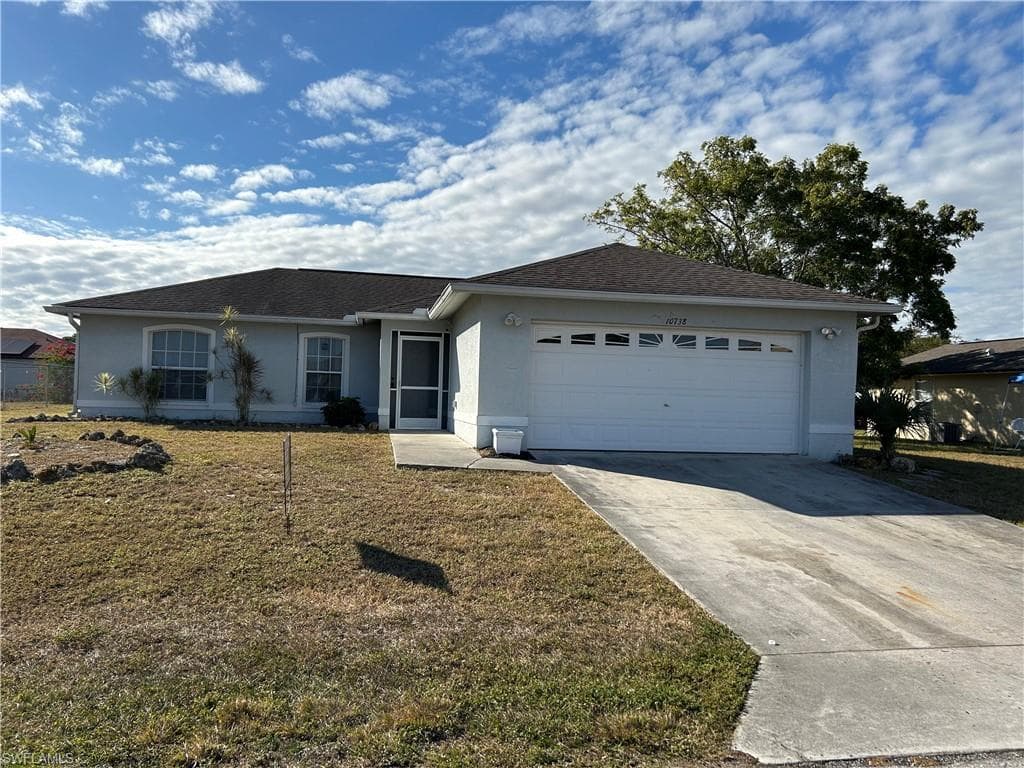 10738 Cocoatree CT LEHIGH ACRES, FL 33936