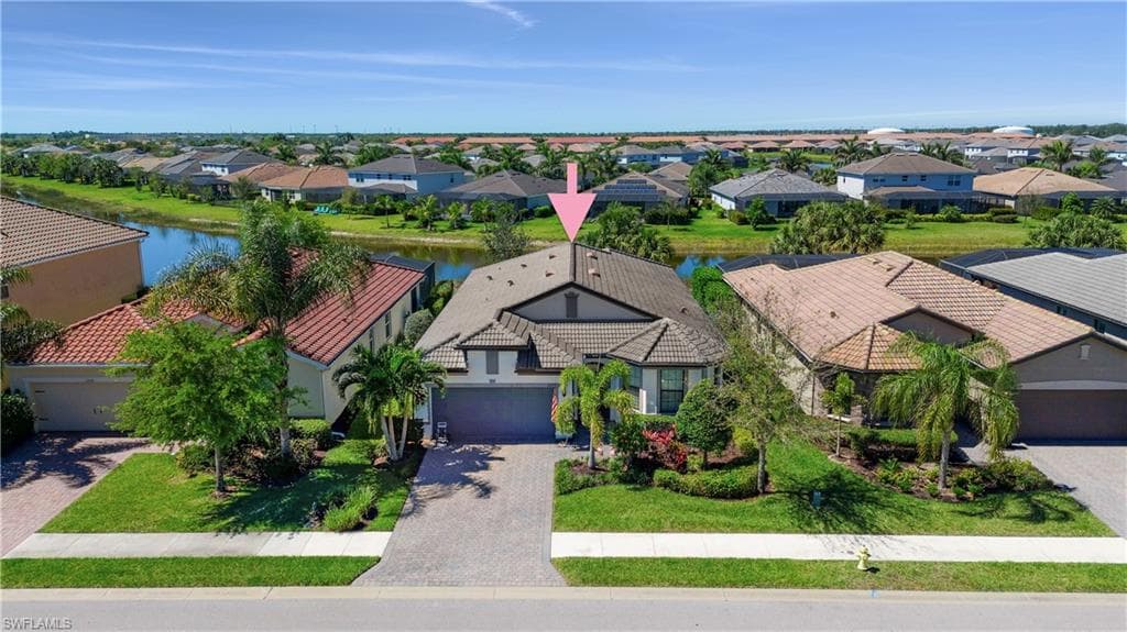 2077 Hamlin ST NAPLES, FL 34120
