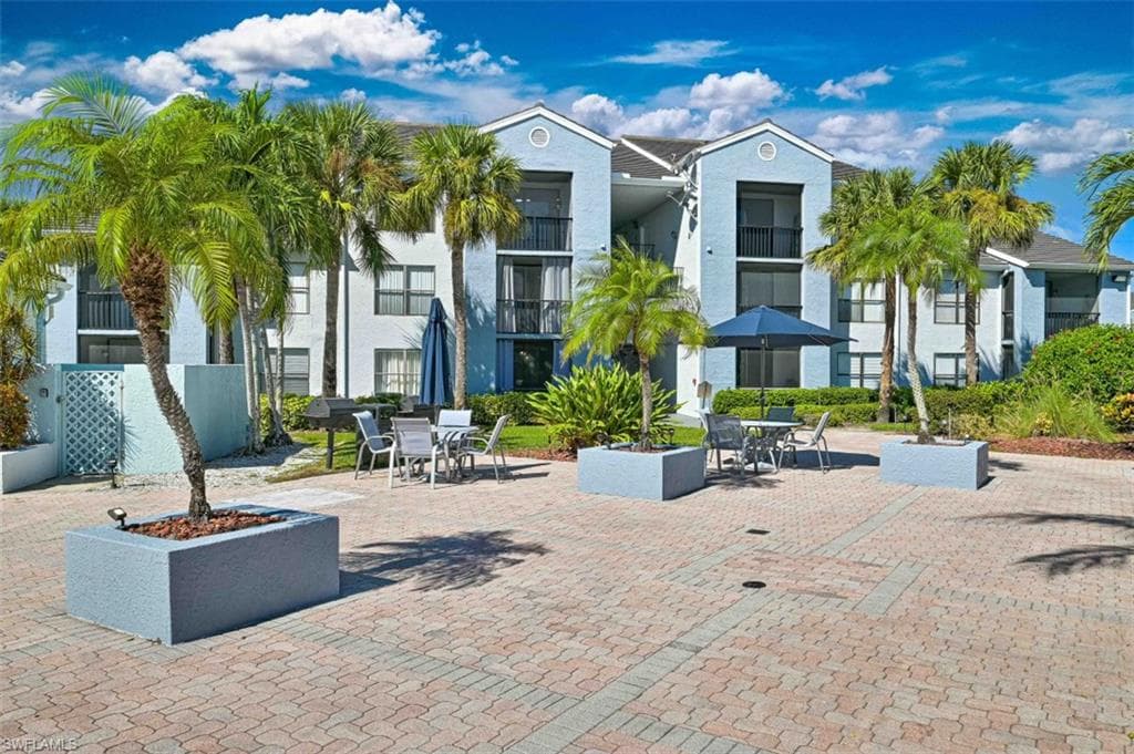 13521 Eagle Ridge DR 136 FORT MYERS, FL 33912