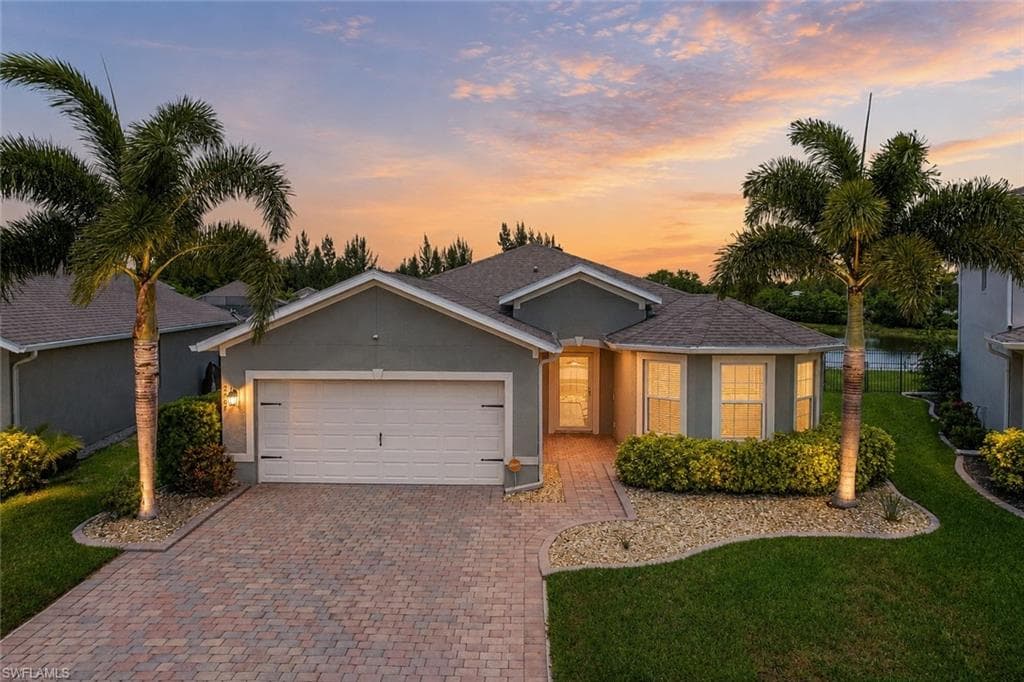 2707 Tarragona CT CAPE CORAL, FL 33909