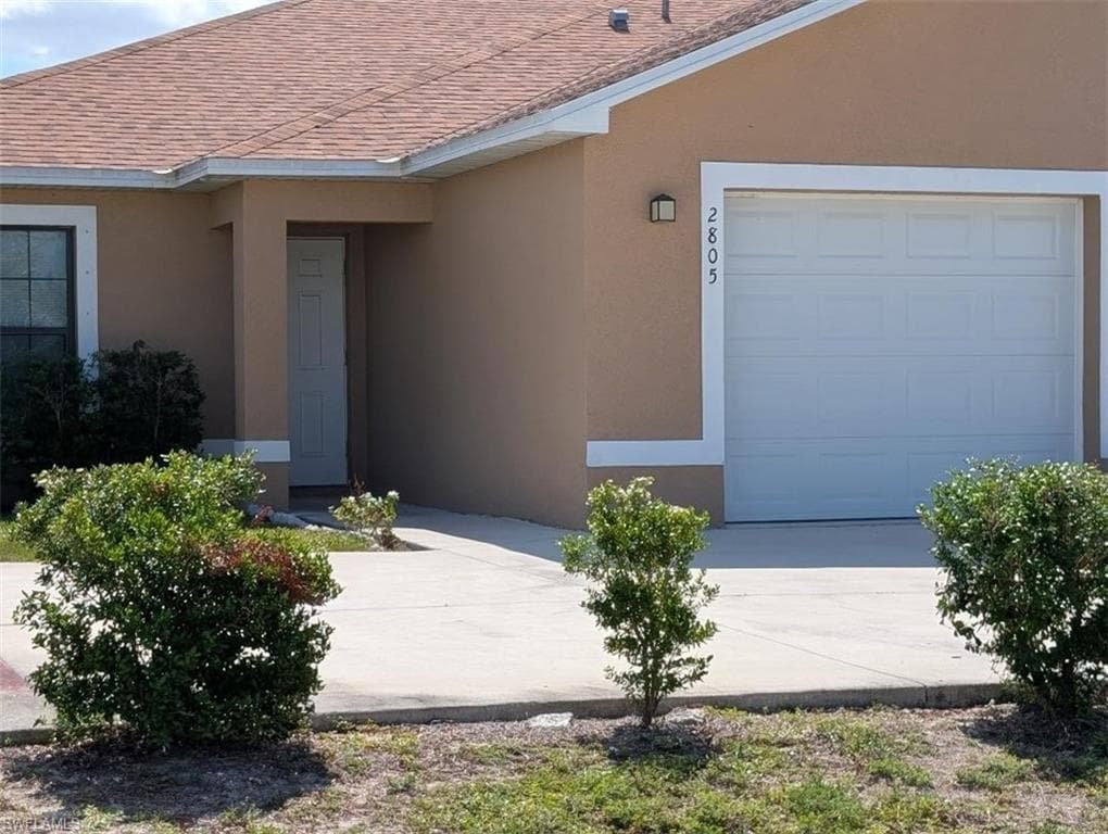 2805 SW 8th PL CAPE CORAL, FL 33914