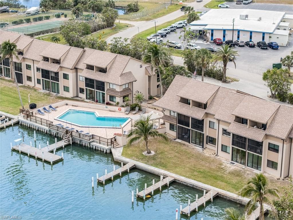898 Buttonwood DR 105 FORT MYERS BEACH, FL 33931