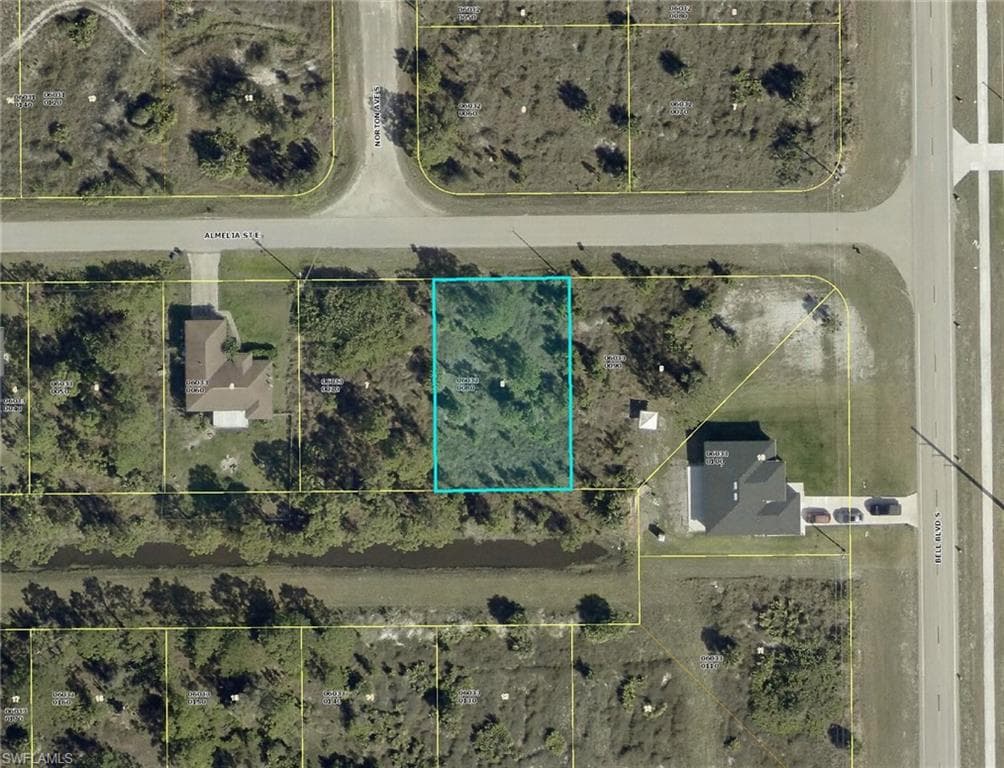 760 Almelia ST E LEHIGH ACRES, FL 33974