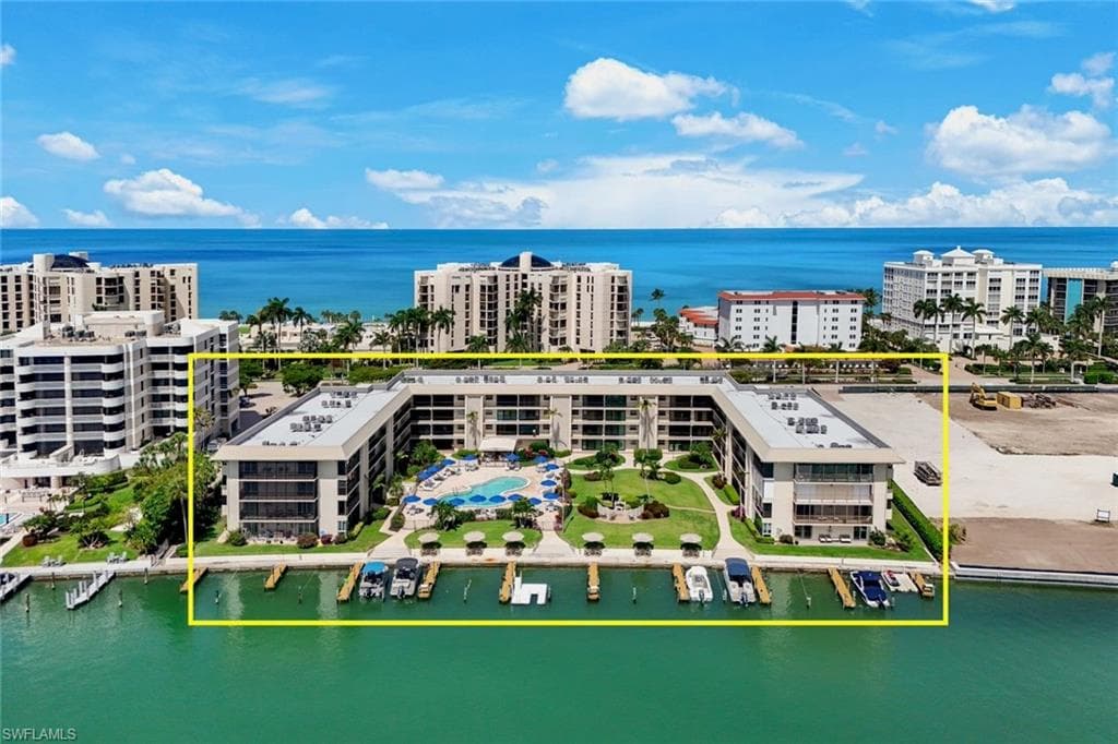 3200 Gulf Shore BLVD N 112 NAPLES, FL 34103