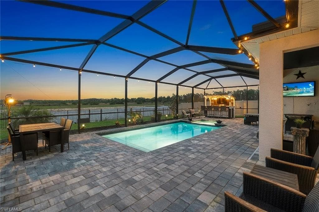 18821 Shimmer Dawn CT NORTH FORT MYERS, FL 33917