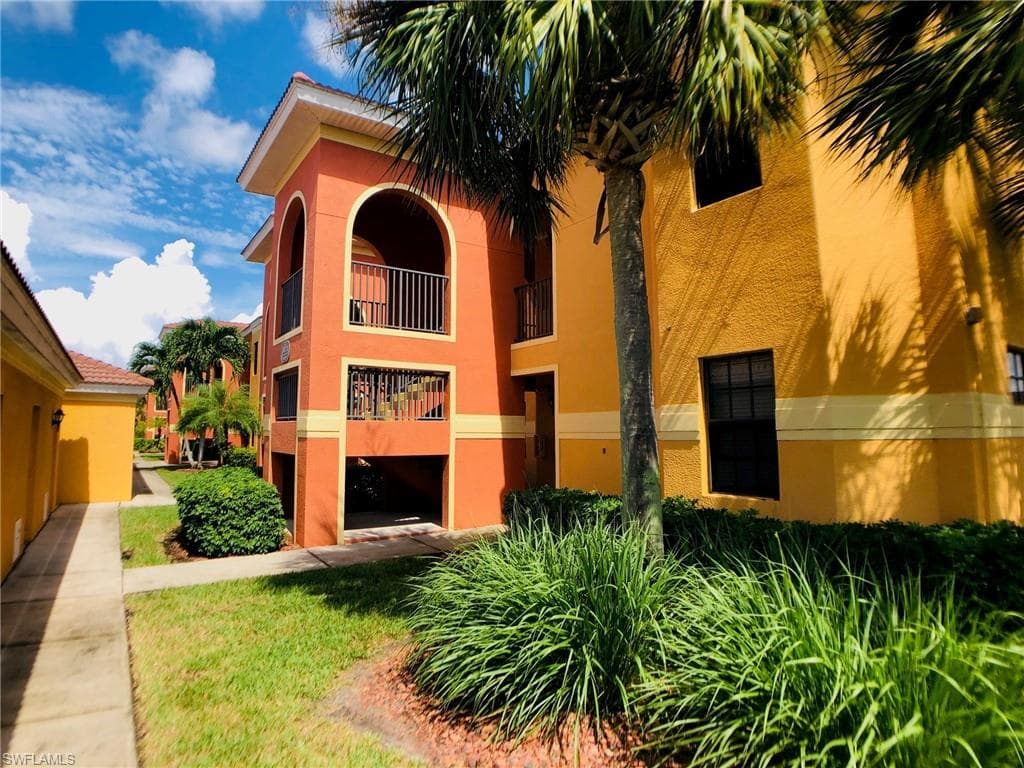 13780 Julias WAY 1012 FORT MYERS, FL 33919