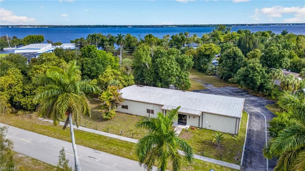 3145 Royalston AVE FORT MYERS, FL 33916