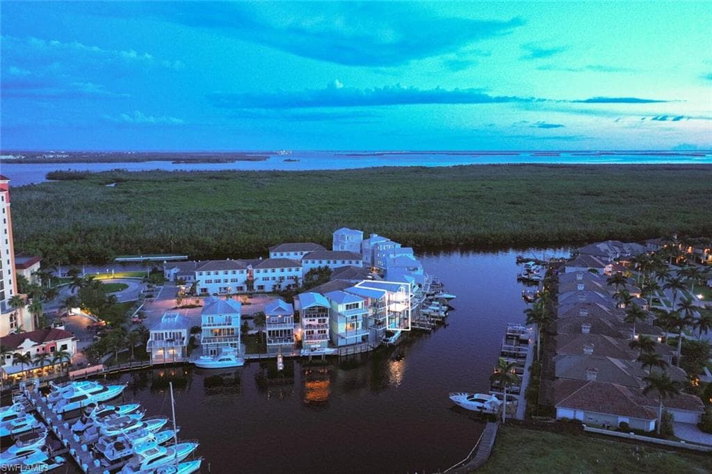 5870 Shell Cove DR CAPE CORAL, FL 33914