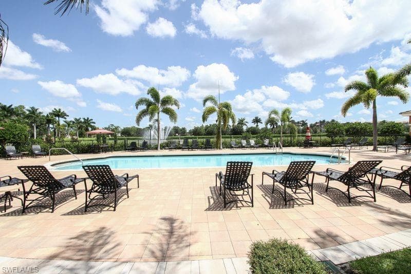 1810 Florida Club CIR 1204 NAPLES, FL 34112
