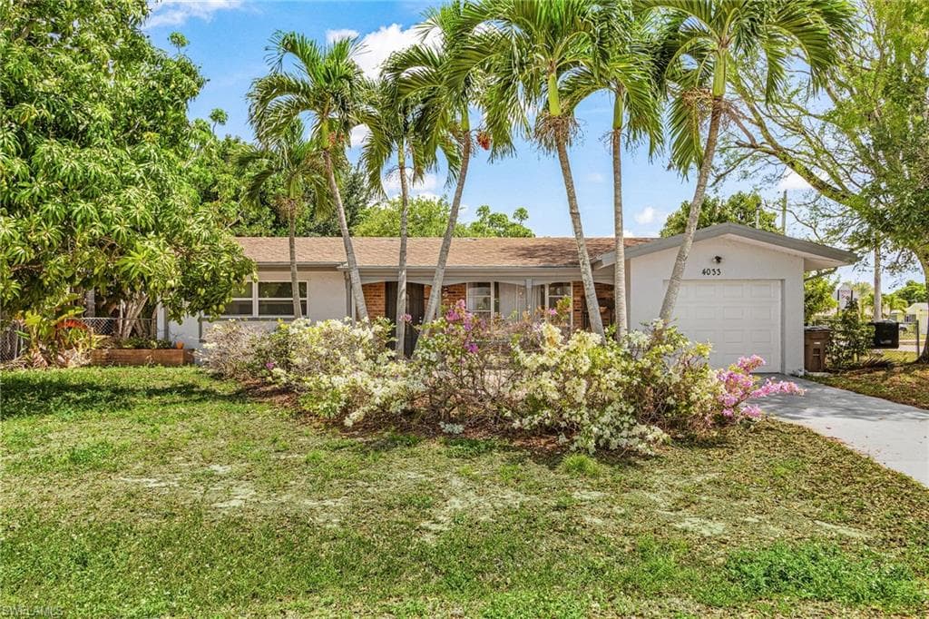 4033 Country Club BLVD CAPE CORAL, FL 33904