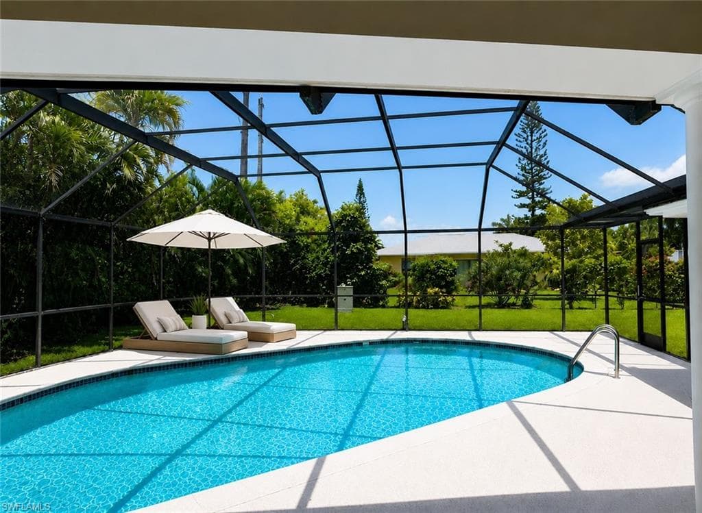 4479 Lakewood BLVD NAPLES, FL 34112