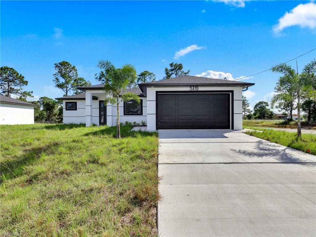 3417 8th ST SW LEHIGH ACRES, FL 33976