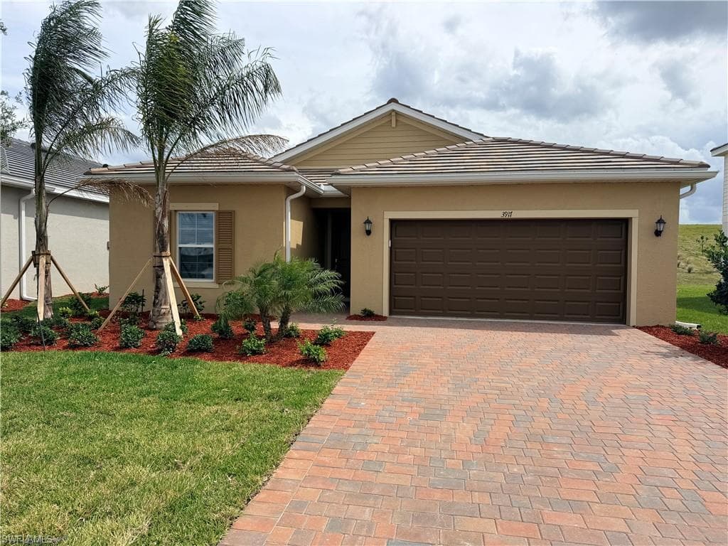 3917 Passion Vine DR ALVA, FL 33920