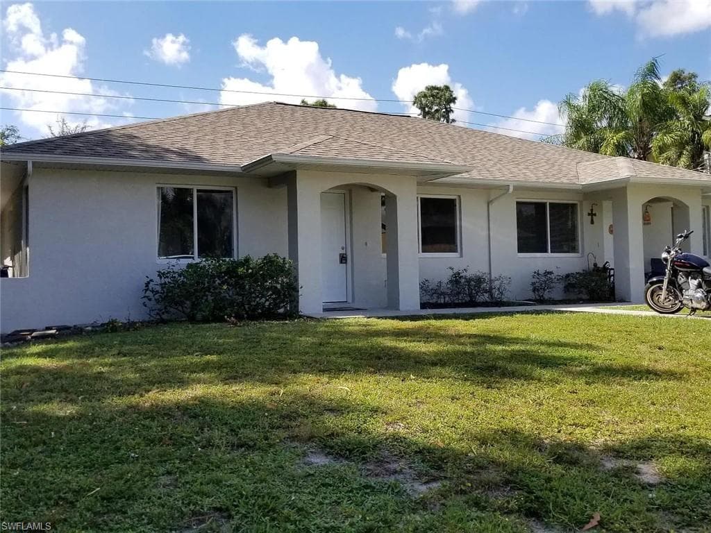 8208 Matanzas RD FORT MYERS, FL 33967