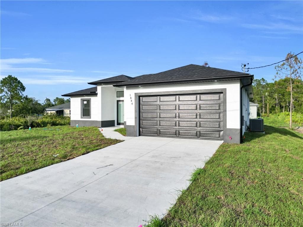 1128 Fontana ST E LEHIGH ACRES, FL 33974