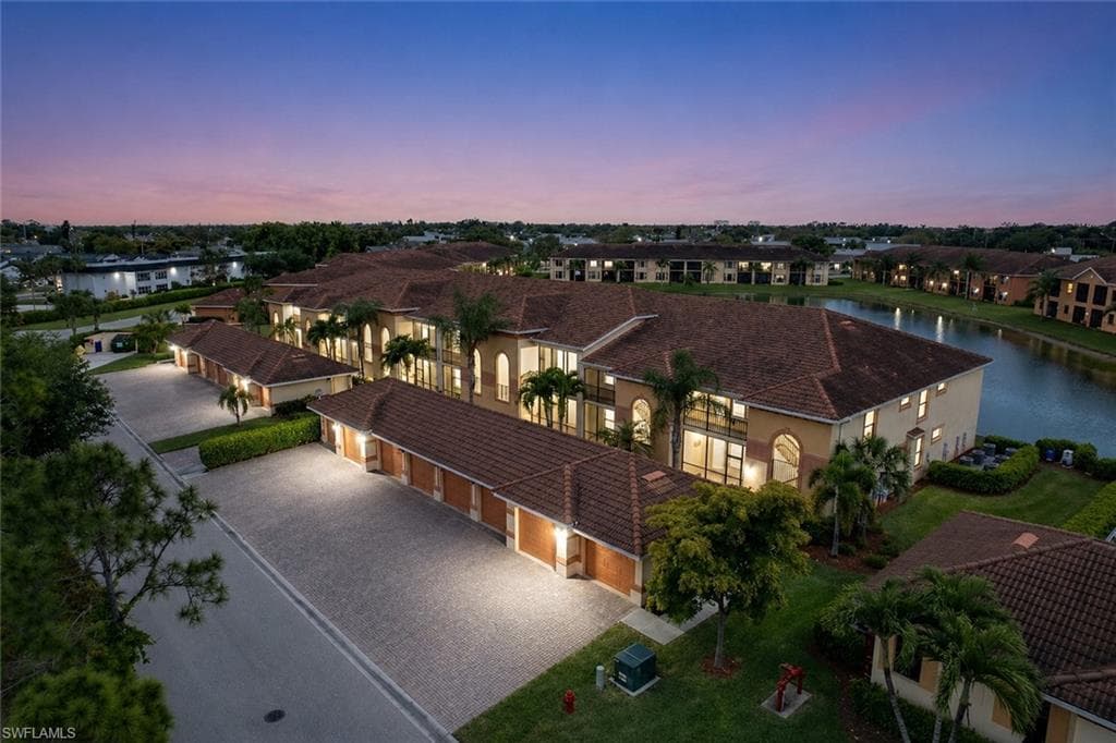 13710 Julias WAY 915 FORT MYERS, FL 33919